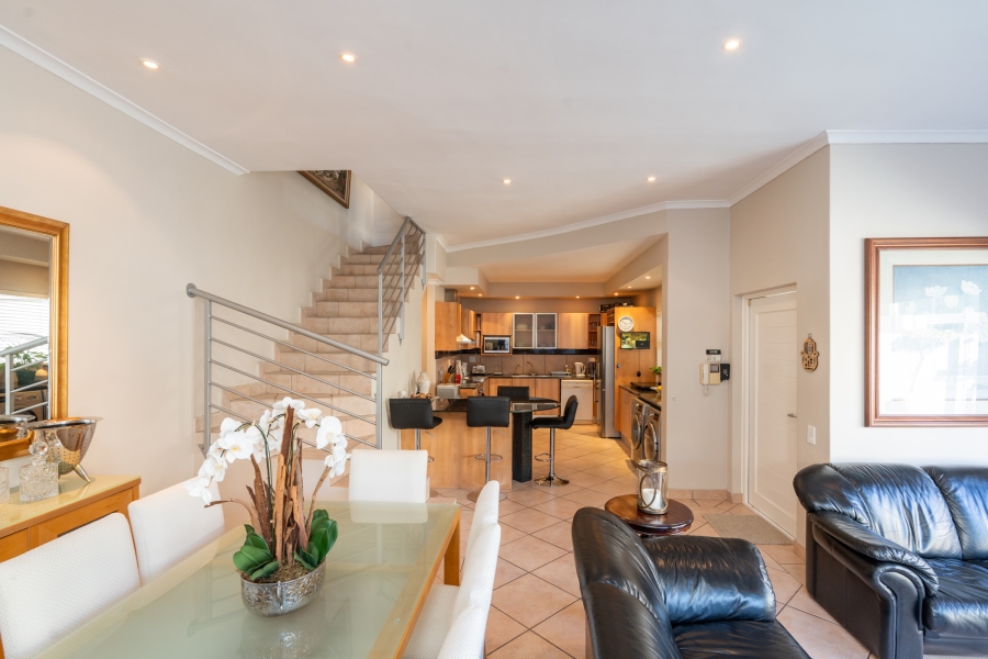 4 Bedroom Property for Sale in Bantry Bay Western Cape